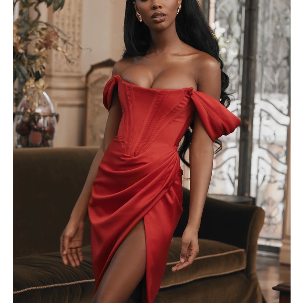 House of cb Loretta Off the Shoulder Satin Corset Dress - Picture 4 of 11